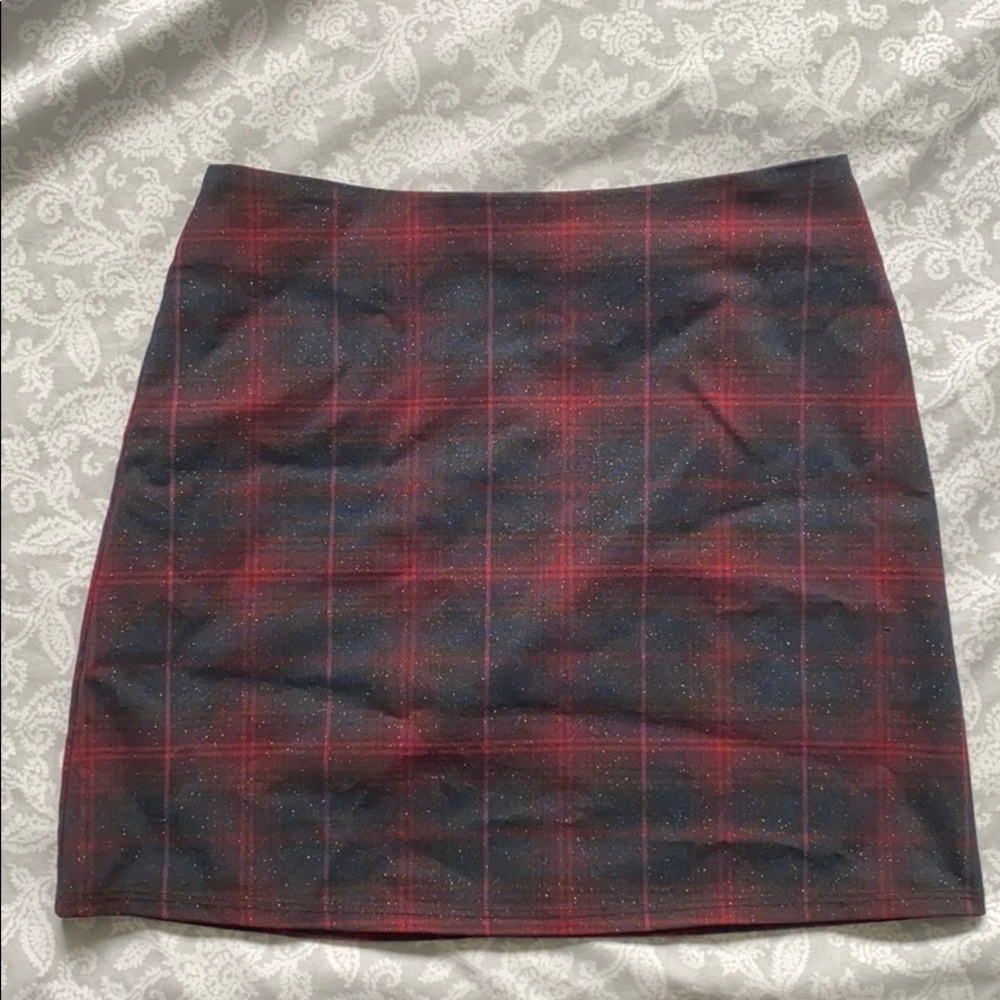 Cute VINTAGE plaid skirt size 5-6, red, dark blue